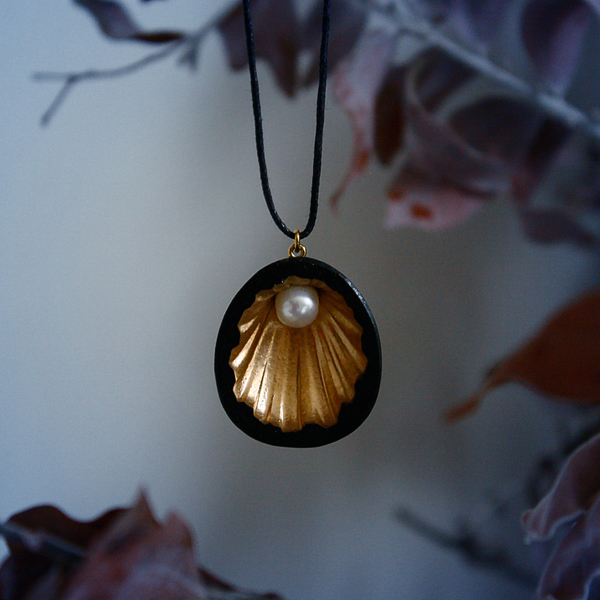 Cockle Necklace